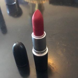 MAC LIPSTICK RUBY WOO